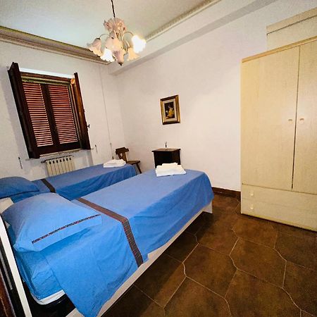Gemelli House - City Center トロペーア エクステリア 写真