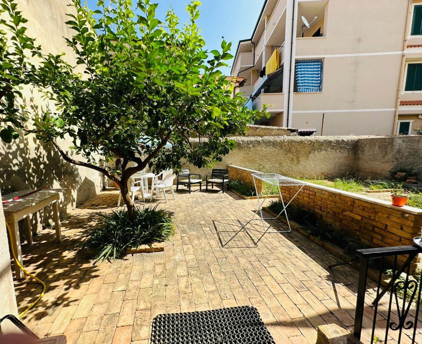 Gemelli House - City Center トロペーア エクステリア 写真